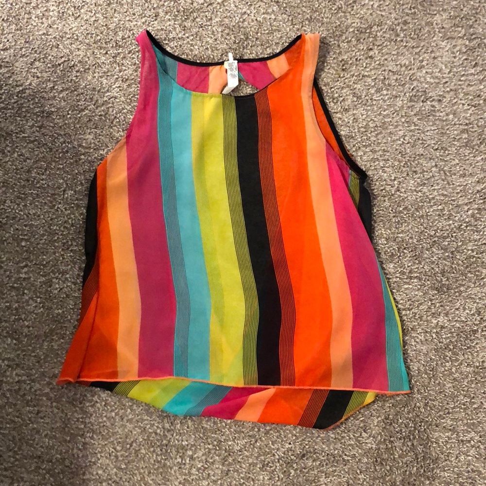 Colorful top